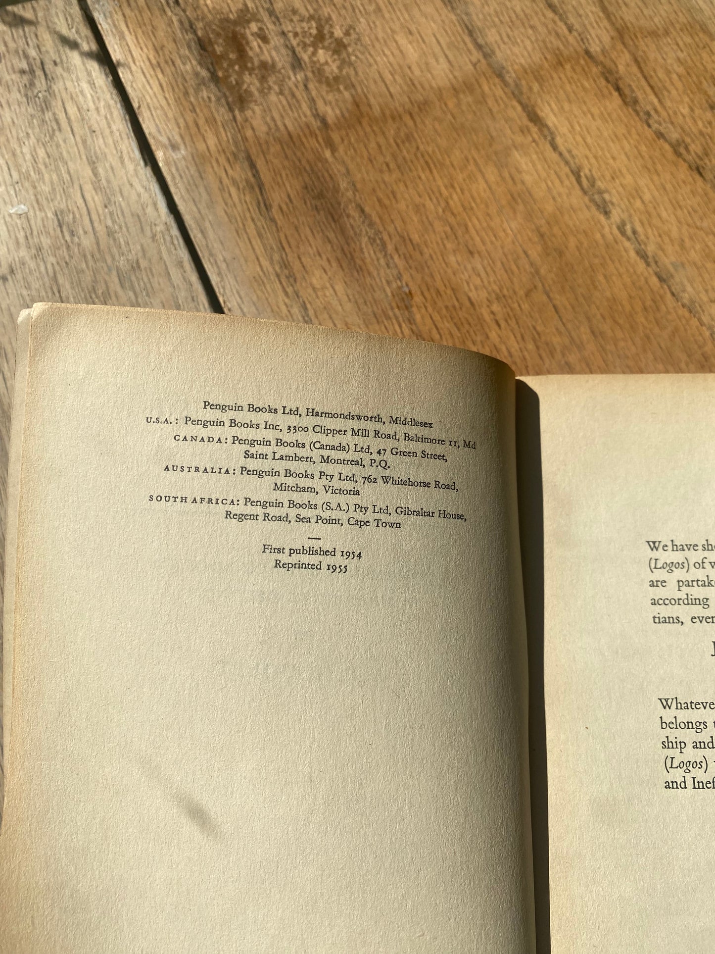Sacred books of the world - pelican softcover