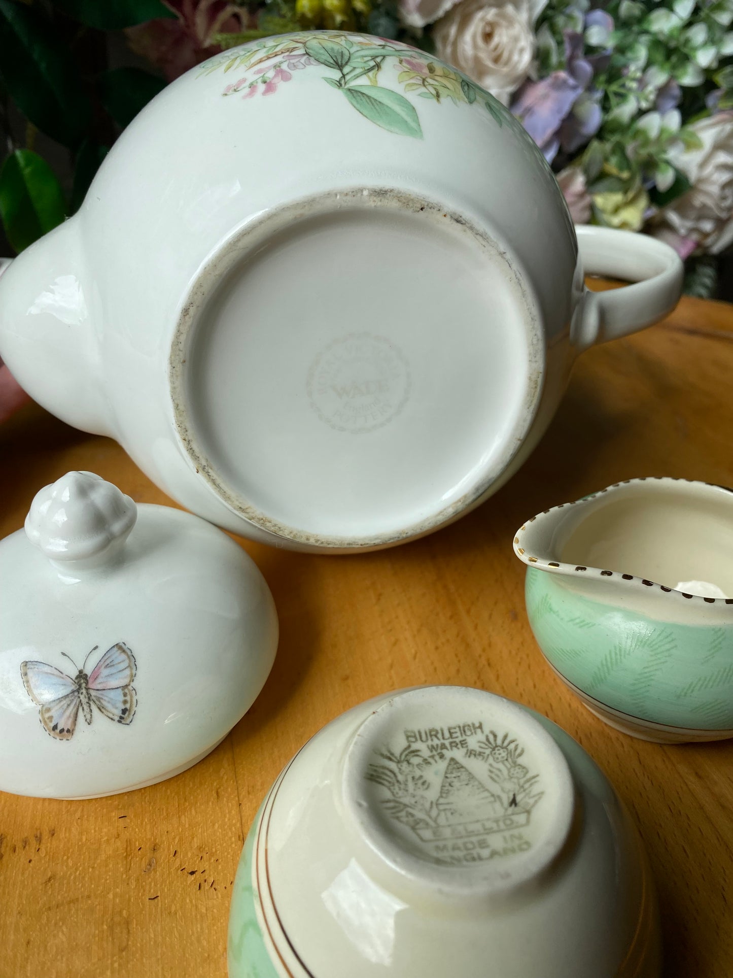 Vintage tea trio