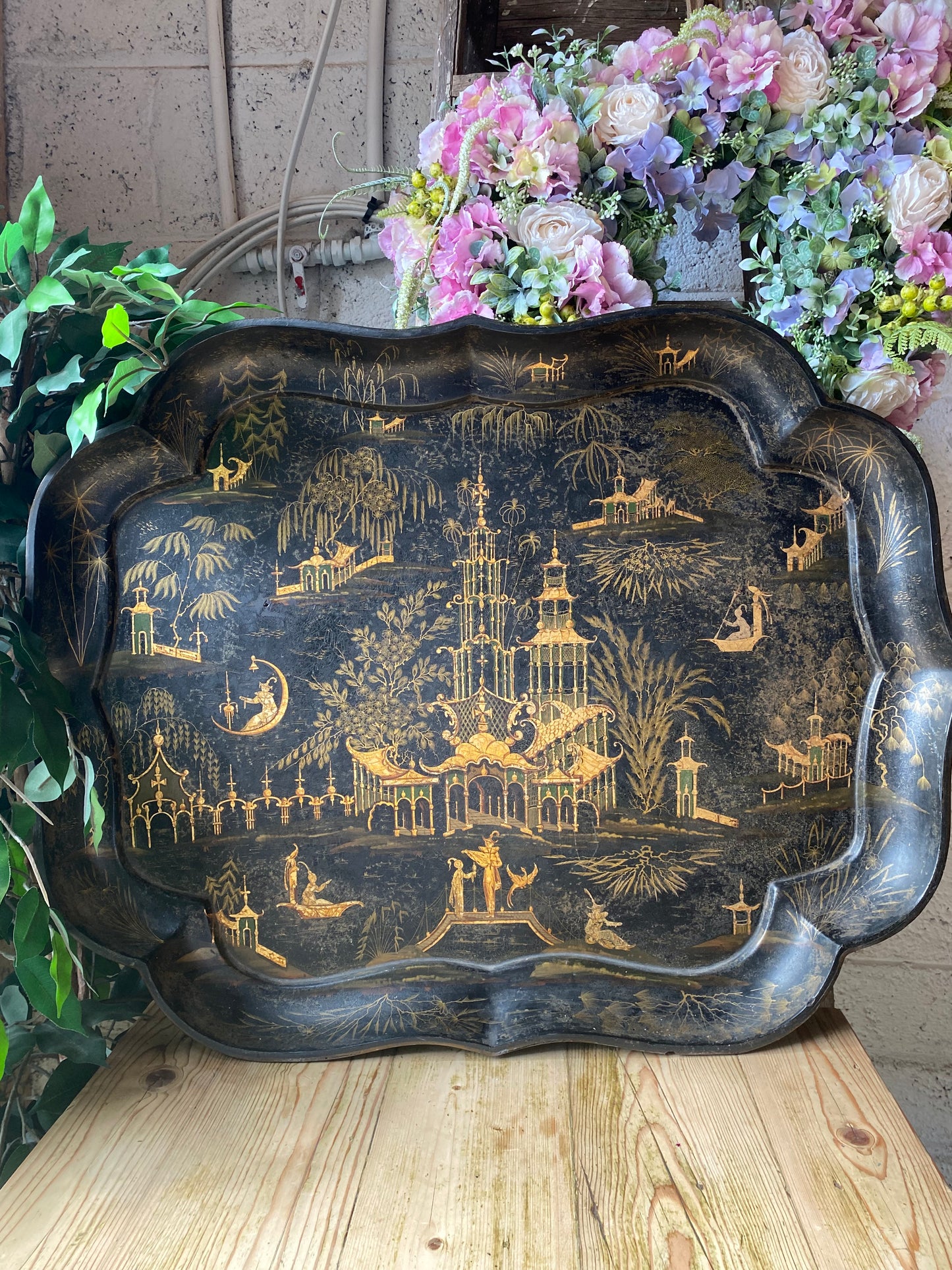 Chininoserie Victorian tray