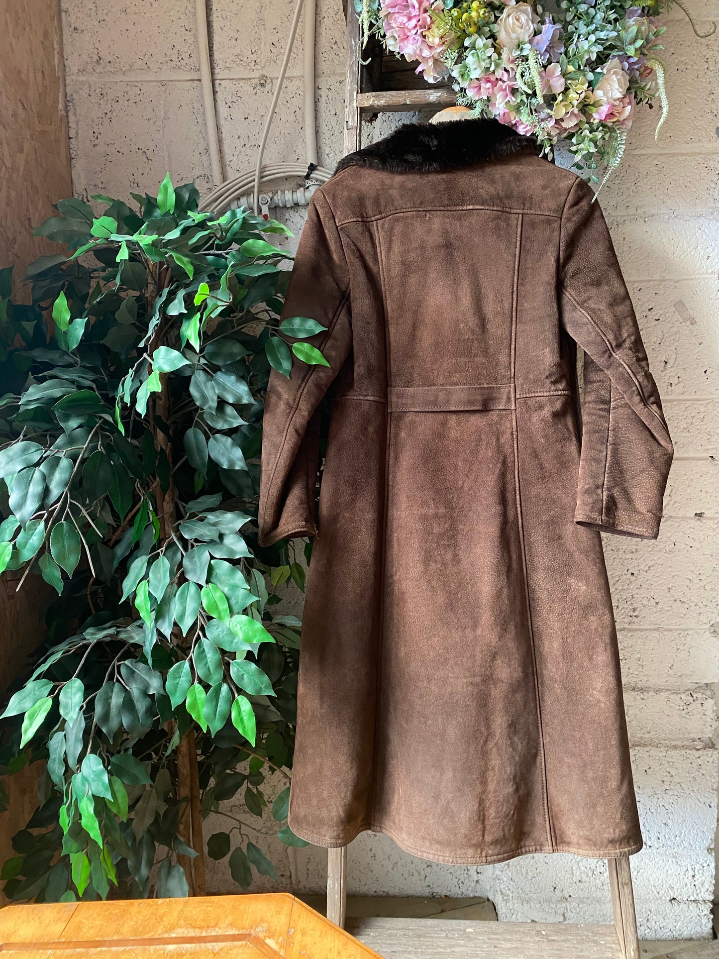 Vintage Gymo brown suede coat